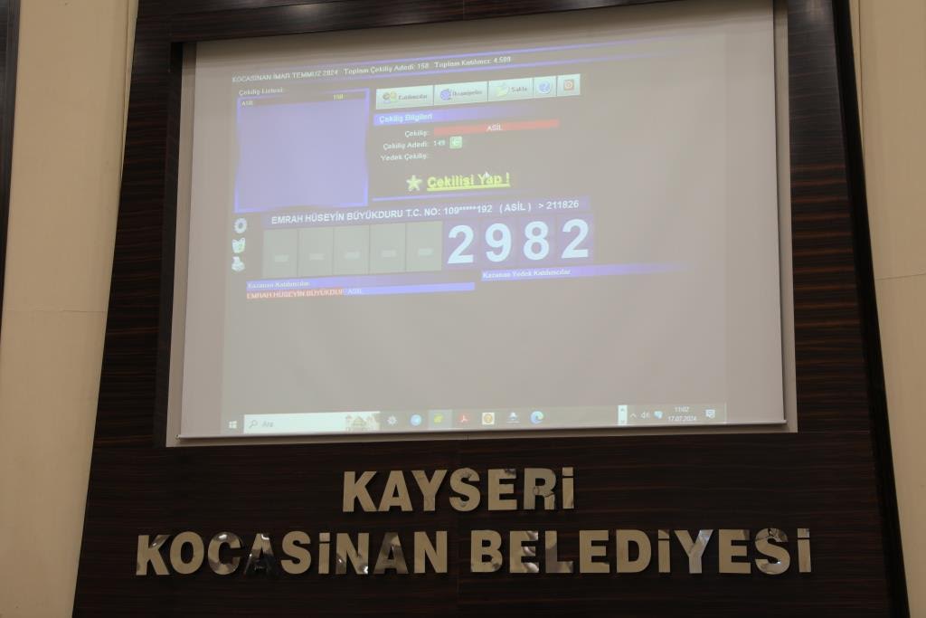 Kocasinan Belediyesinde istihdam edilecek 150 işçinin kura çekilişi yapıldı