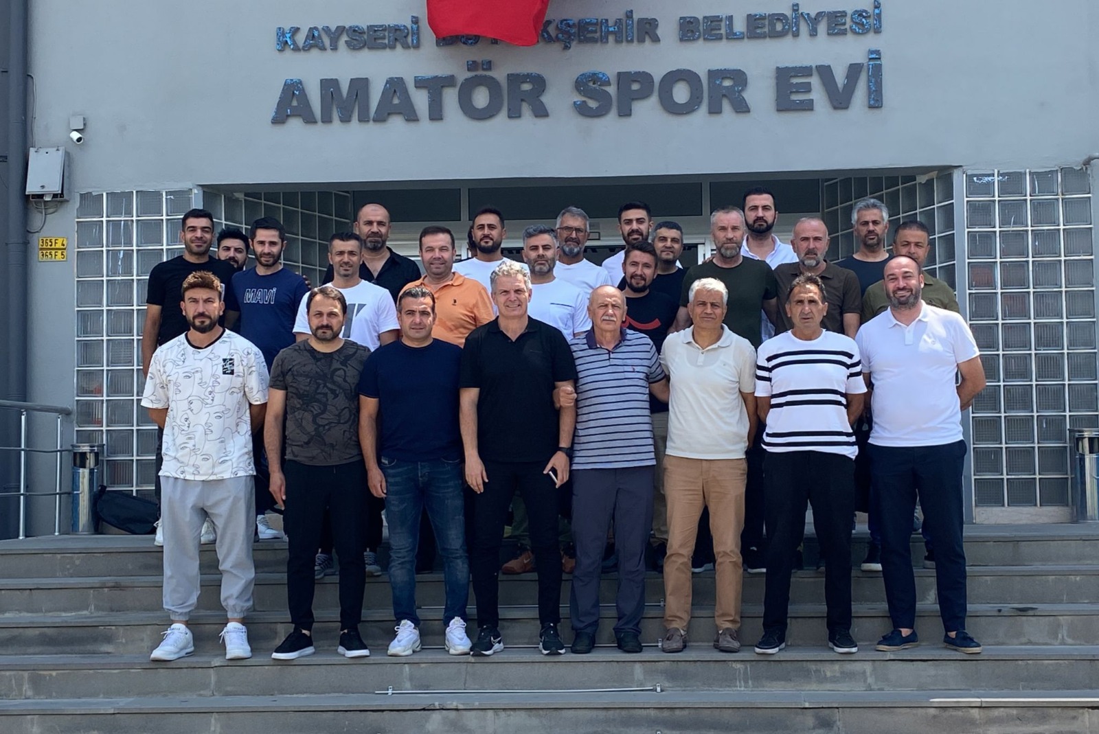 Kayserispor Alt Yapı sorumlusu ve antrenörlerinden ASKF’ye ziyaret