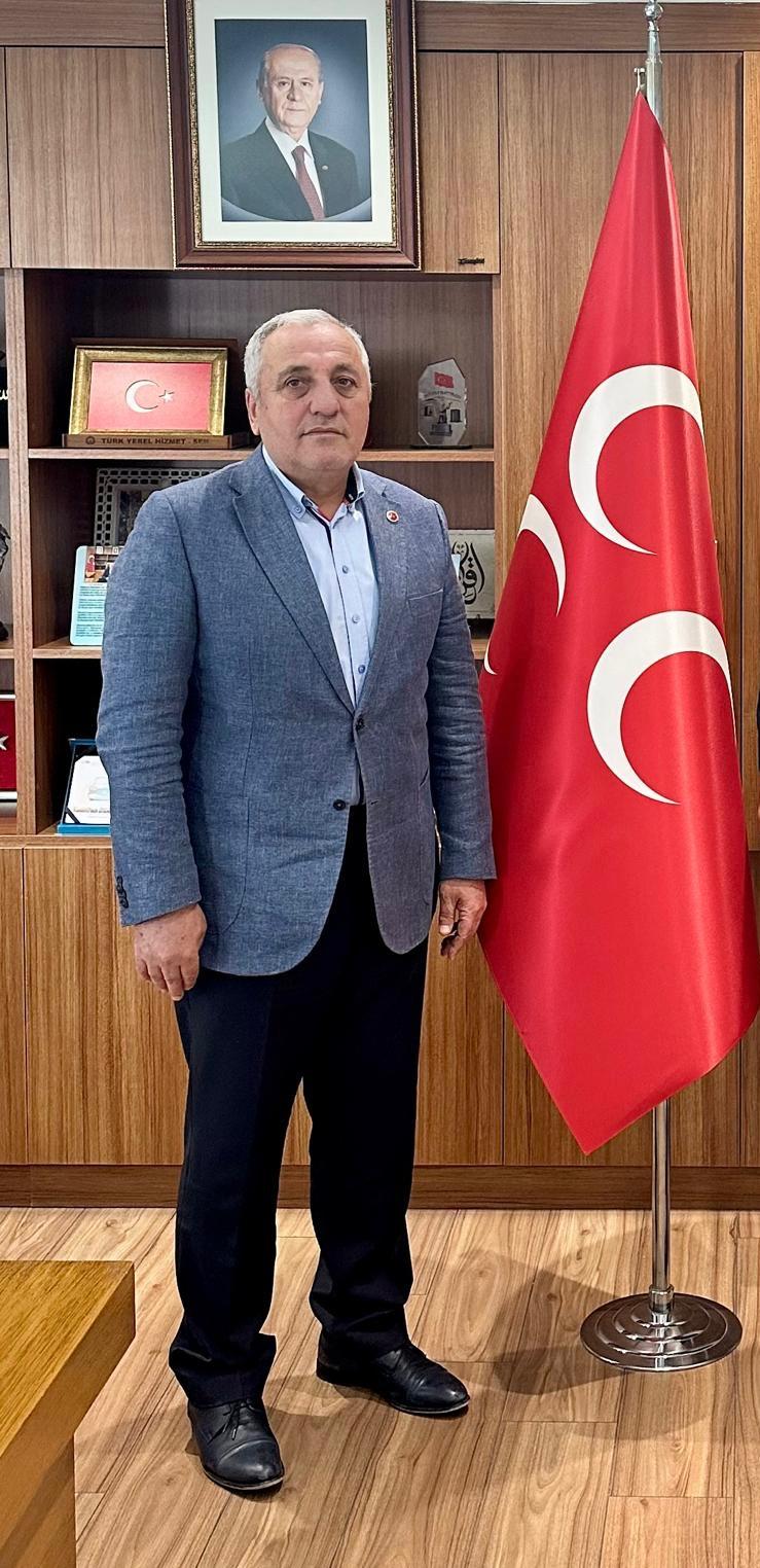 MHP İl Başkanı Demirezen, “Kimsenin Pınarbaşı Belediye Başkanlığı ile ilgili bir problemi yoktur. Menfur saldırı şahsidir”