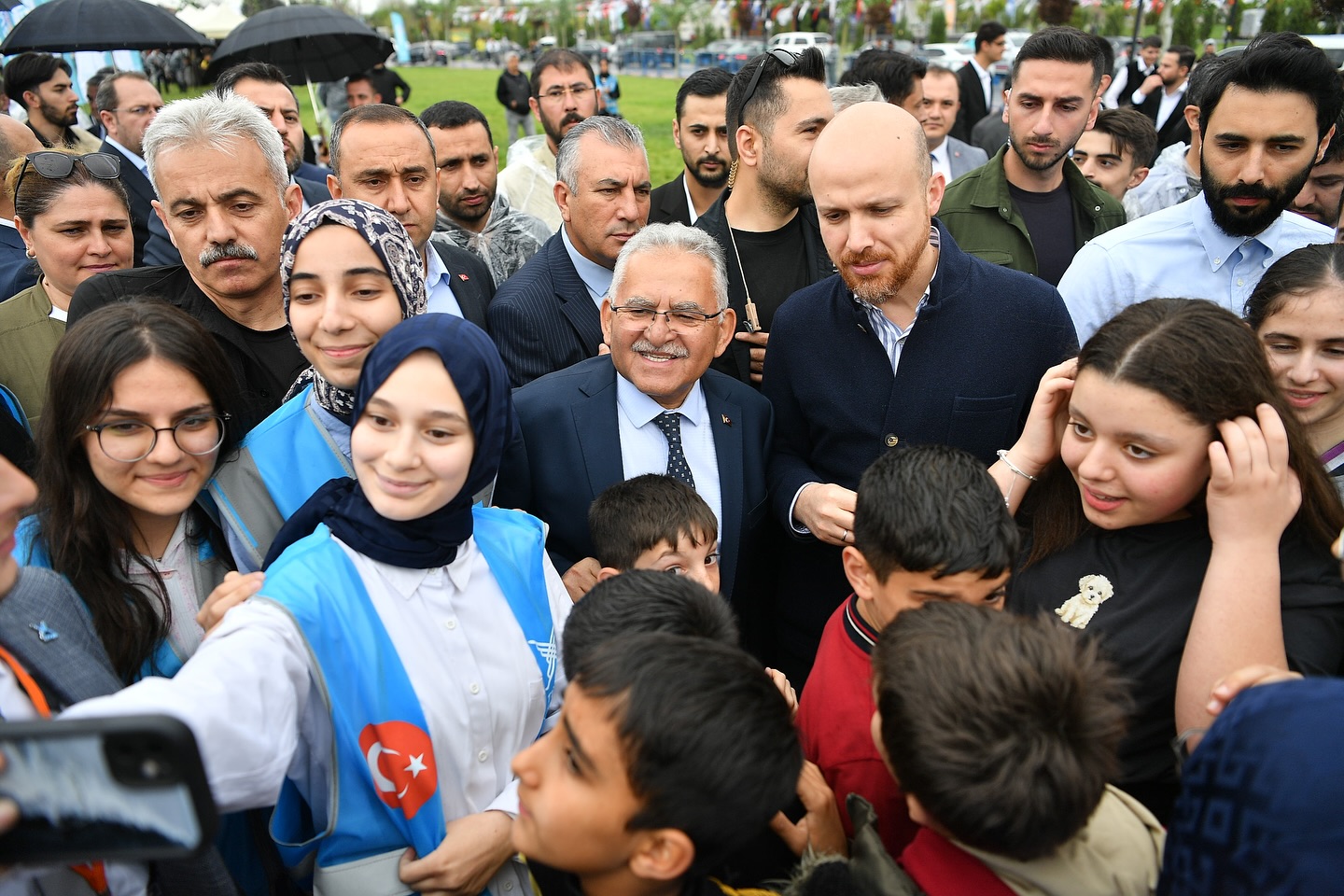 Başkan Büyükkılıç, TÜGVA Ortaokul Yaz Okulu Tanıtım Programı'na Katıldı